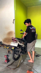 KNALPOT FIZ R SETANDAR RACING SUARA KEMRINCING BY APING RACING MUFFLER