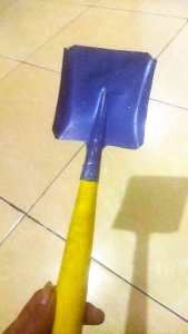 sekop taman mini produk lokal