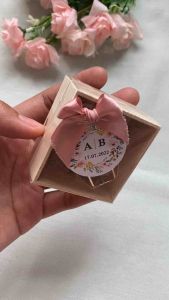 เซตละ50ชิ้นตกชิ้นละ15บาท พวงกุญแจเพชรแพ็คกล่องไม้ 50 ชิ้น