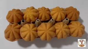 ขนมไข่ ไข่เป็ดล้วนๆ 1ถุงบรรจุ10ชิ้น กรอบนอก นุ่มใน