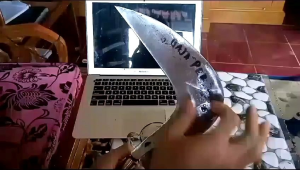 Sabat Rumput Asli Garut Cap 88: Perkakas Kebun Berkualitas