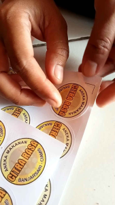 Cetak & Cutting Stiker: Panduan Lengkap