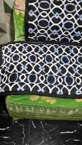 longmat. single. makapal size 20x60
