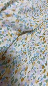 1m x 1m5 vải von hoa nhí mềm mát may áo kiểu váy bé áo dài (L8)