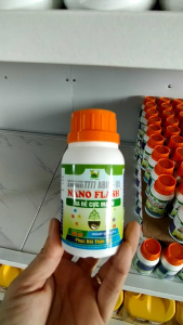 Phân bón vi lượng NaNo Flash chai 100ml