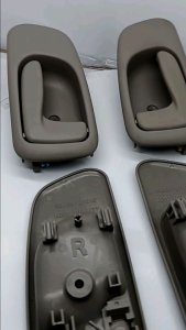 Handle pintu dalam dyna saurus hino dutro