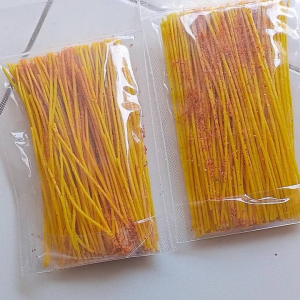Mie Lidi Jadoel: Jajanan Kanak-Kanak Serba Murah
