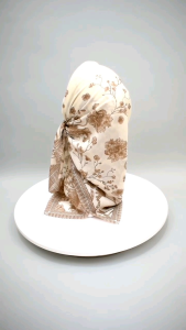 HIJAB VOAL SEGIEMPAT MOTIF KERUDUNG SEGI EMPAT LASERCUT JILBAB VOAL