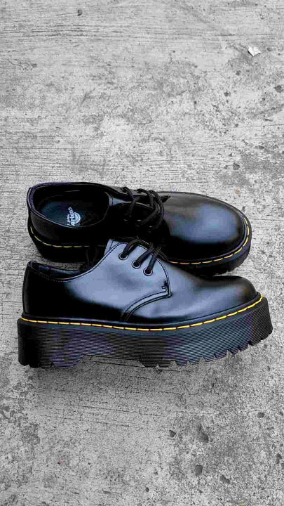 Sepatu Boots Docmart Low 1461 Quad Platform Black Smooth Faux