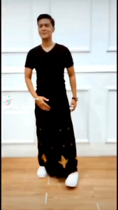 Sarung Bordir: Desain Elegan & Aksesoris Pakaian