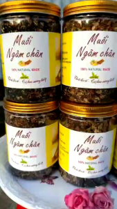 Muối ngâm chân hoa cúc thảo dược