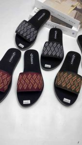 Sandal Flat Wanita Dewasa Selop Rajut Tanpa Hak Sendal Kekinian Terbaru Cewek 2025