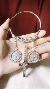 Door Hunger Protector Miraculous Medal Protector of the House Against Badluck