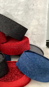 Peci Motip untuk Pria: Desain & Aksesoris Tradisional