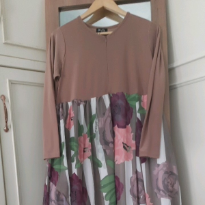 nawa flower mocca by joza clothing.