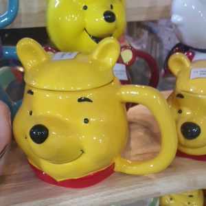 Ly gốm sứ Disney Winnie The Pooh 3D Ceramic Mug chính hãng
