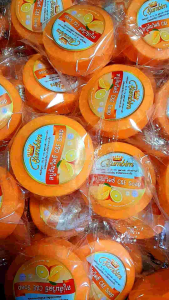 สบู่ส้มติดสติกเกอร์  10 ก้อน 100 กรัม