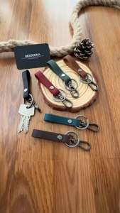 Gun Black Ring Genuine Leather Keychain Key Holder Ring