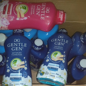 Gentle Gen Deterjen cair 1 Karton 700 ml x 6 botol | sosoft