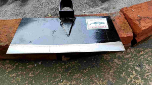 CANGKUL GARUK KOTORAN TERNAK BAHAN BAJA ASLI