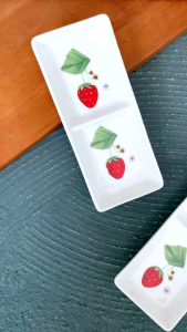 Tempat bumbu acar / sambal keramik 2 in 1 kotak strawberry 🍓