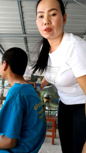 สมุนไพรยี่สิบเจ็ดพฤษภา สมูนไพรละลายผังพืด ปวดแขนปวดขา ปวดหลังปวดเอง เคล็ดขัดยอก นิ้วล๊อก แขนขาชา ขนาด 60ml