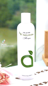 Combo dầu gội - xả Vnaturecare 300ml/chai từ thiên nhiên lành tính làm sạch gàu mọc tóc óng ả ngừa gãy rụng