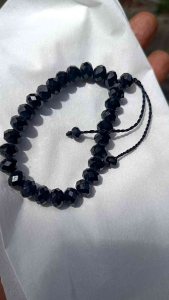 gelang crystal hitam 8 mm tali seruts
