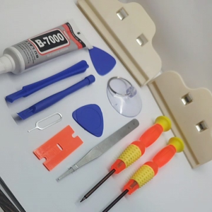 KOMPLIT OBENG SET REPARASI HANDPHONE 10 IN 1 + LEM B7000 BENING 15 ML + PENJEPIT LCD 2 PCS KIRIM SESUAI GAMBAR