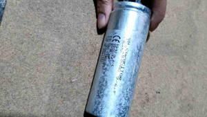คาปาซิเตอร์เครื่องซักผ้า 450/450VAC 9/6uF มือสอง