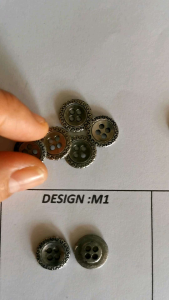 20L/4Holes Metal Button(Diameter 13mm).Butang Logam Klasic tidak berkarat untuk jahitan dan kraftangan DIY