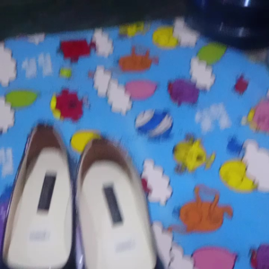 Sepatu balet wanita murah sol karet anti slip kilap