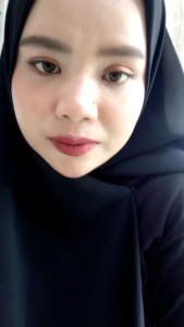 Segitiga Instan Oval Ziper: Desain & Produk