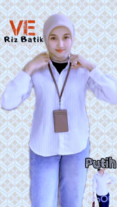 B.Qu Kemeja Luna Stripe Kancing Semi Woll Ori Outfit Atasan Wanita Casual Ld 100 110 120 Kerah  Nyaman