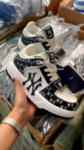 รองเท้า MLB รองเท้า NY รองเท้าผ้าใบ MLB รองเท้าผ้าใบ NY มีกล่อง📦มีถุง🛍