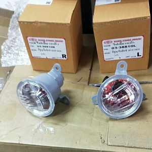 ไฟเลี้ยวหน้า 1คู่ 2ดวง ช้ายขวา ในการล่างการผ่าตัด Isuzu Dmax 2020