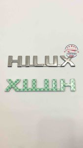 Emblem Mobil Logo Hilux Chrome