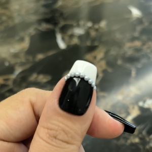 (FREE TOOLKIT) 10 PCS PRESS ON NAILS. HANDMADE NAILS SIZE M