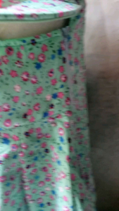 Mũ Nón chống nắng Khẩu Trang Vành nhỏ Thương hiệu Hùng Tiến  chất vải tole (tôn)dày 2 lớp mền mịnthoáng mátshop giao mẫu ngẫu nhiên.Nón  có 2 kiểu (khóa kéo và Dán 3 vị trí rất bền và tiện dụng)