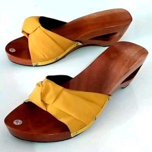sandal wedges kayu natural 5cm sanggul / sandal kelom geulis wedges / sandal kayu natural / wedges wanita
