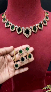 Haseenas Emerald Rose Gold Necklace Set