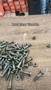 Baut Gear Yamaha: Aksesoris Motor Berkualitas Tinggi