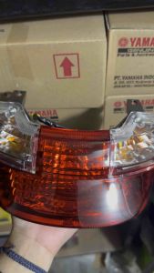 LAMPU STOP ASSY BELAKANG KOMPLIT VEGA R LAMA PNP FIZR F1