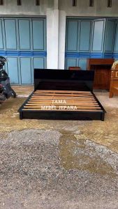 Dipan Ranjang Tidur Minimalis Tipe 1 Ukuran 200X180 Bahan Full Jati