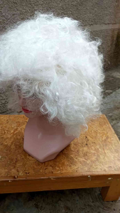 Wig Santa Claus tanpa jenggot /Wig putih Santa Claus gelombang besar