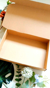 Hampers Kado Paket Hadiah Anak Perempuan 1 2 3 4 5 6 tahun Gift Box Setelan sweater dan rok by hazeera
