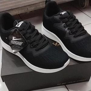 SEPATU THOMAS PRIA DAN WANITA SEKOLAH DAN OLAHRAGA TERBARU