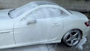 Continez Bubble Spa โฟมล้างรถหัวเชื้อ 5X 1L ฟองหนานุ่มกลิ่นหอม เคลือบแว็กซ์เงาวับเหมือนล้างที่คาร์สปา