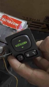 Toyota Side Mirror Switch (Green Light) (Used japan)