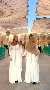 Kaftan Gamis Lebaran Viral Marwah: Pakaian Muslimah Berkualitas untuk Lebaran